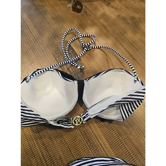 Victoria's secret 34c- 2 piece, navy sailor bow bikini - Picture 3 of 5